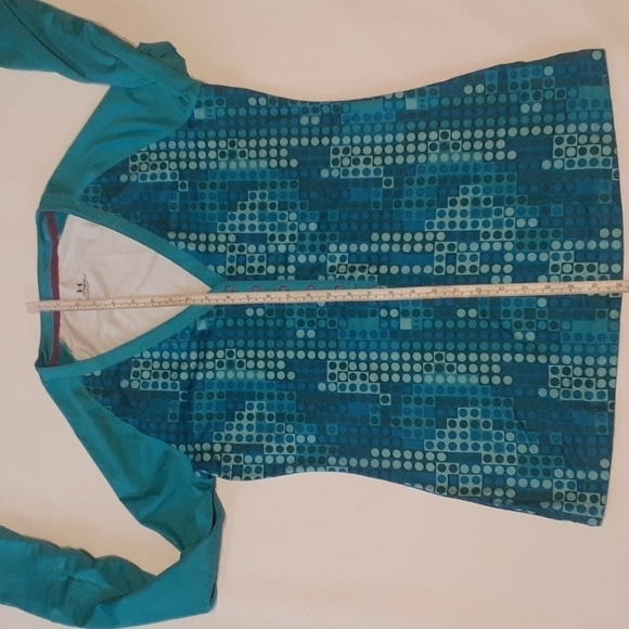 Under Armour Women's Shirt Cold Gear Aqua Blue Top Athletic Workout Large - Picture 8 of 12